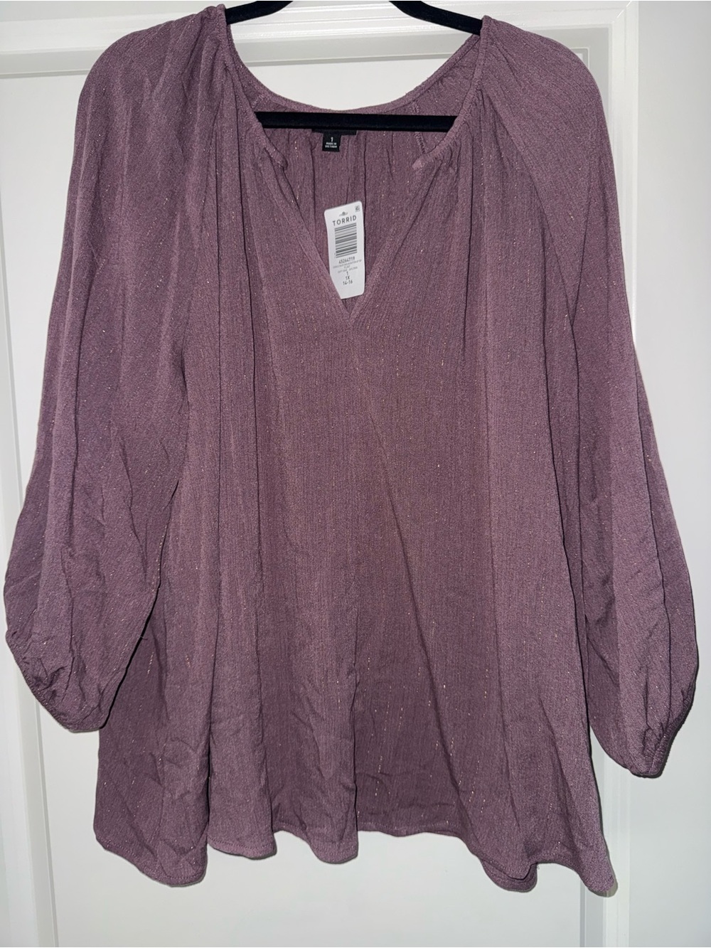 Torrid Mauve Peasant Blouse with Gold Metallic Sheen Sz 1